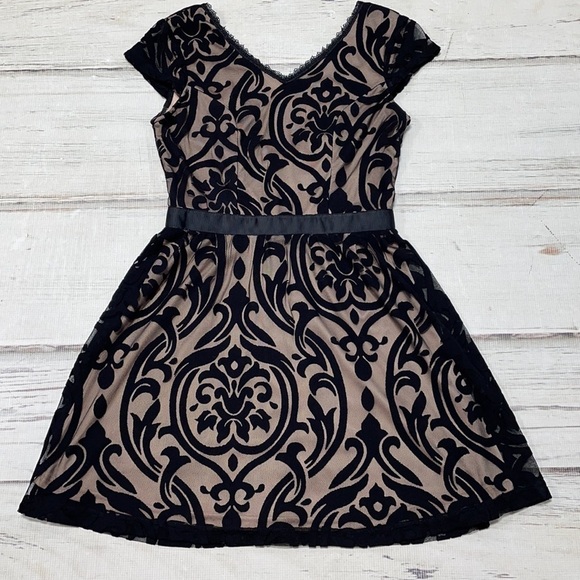 Soieblu Dress Velvet Boho Black Lace Tan V-Back Small - Picture 1 of 15